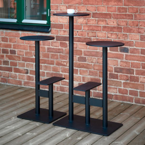 outdoor table and stools